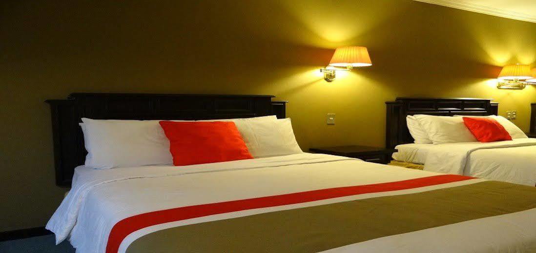Hotel Ramada Inn San Salvador Bagian luar foto