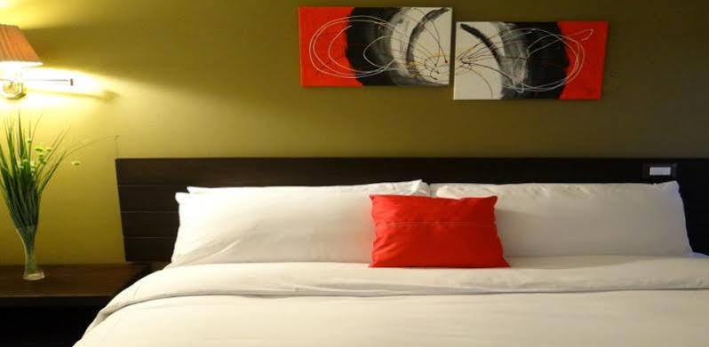 Hotel Ramada Inn San Salvador Bagian luar foto