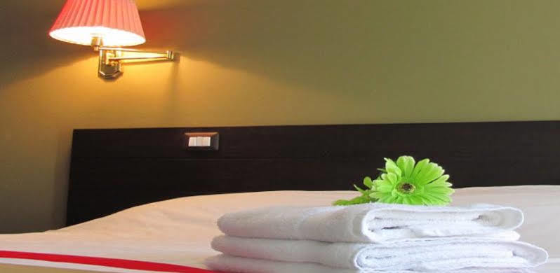 Hotel Ramada Inn San Salvador Bagian luar foto